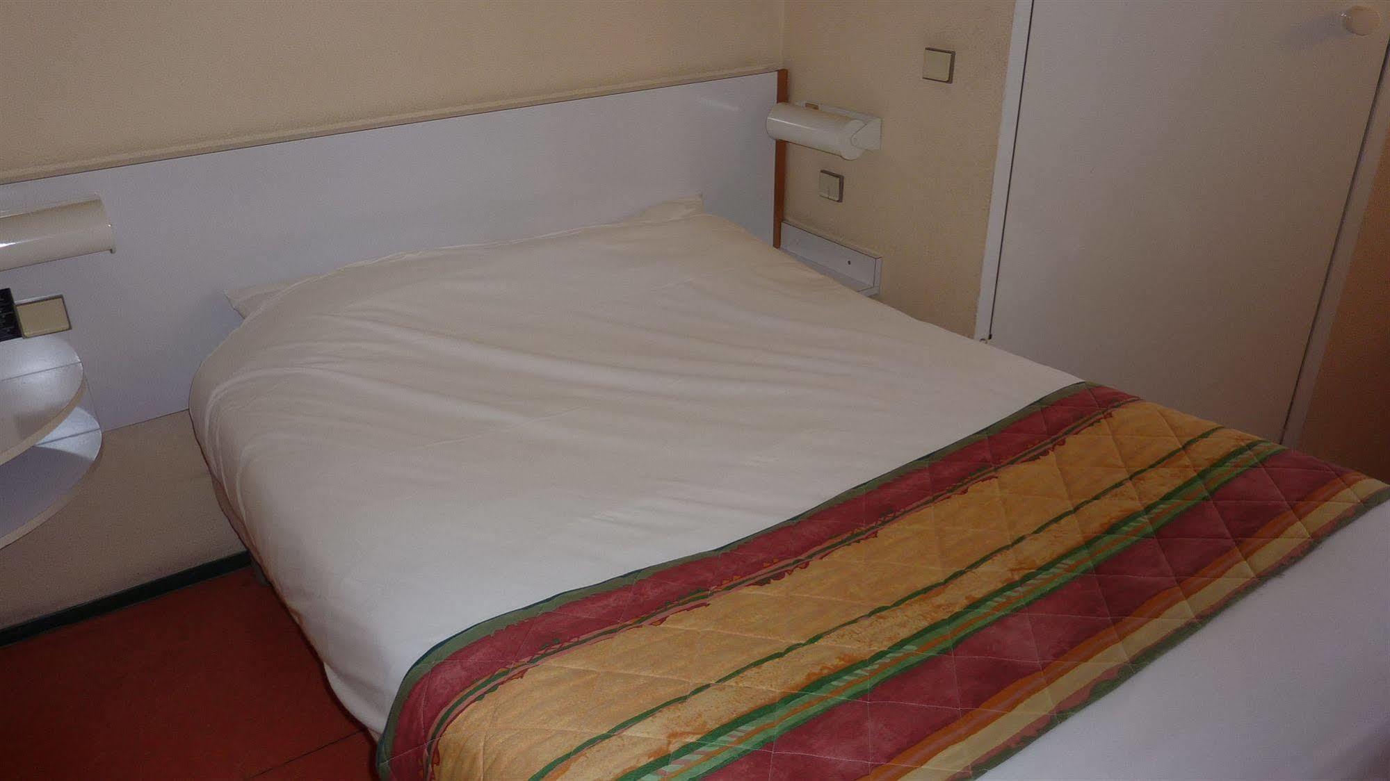 Hotel Eco Relais - Pau Nord *